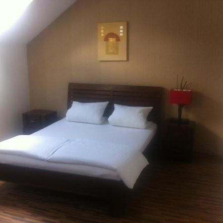 Central Apartman Sopron Extérieur photo